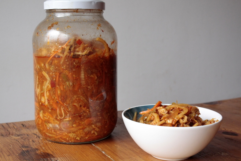 Kimchi coreano (fermentados de col, cebolla y zanahoria)